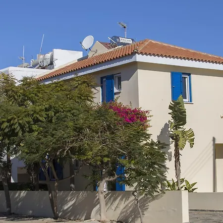 Sirina Bay Villa *