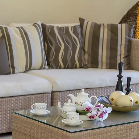Sirina Bay Villa *