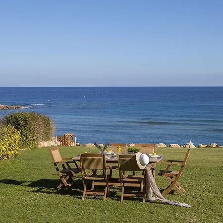Sirina Bay Villa *