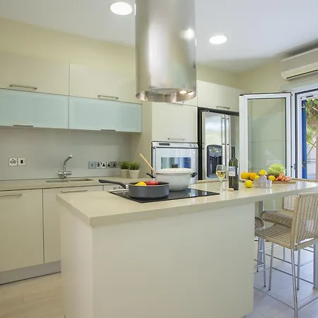 Villa Sirina Bay *