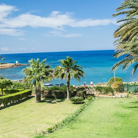 Sirina Bay Villa *